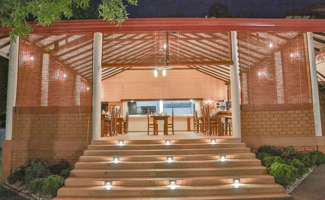 Tepraas Sigiriya Hotel ภายนอก รูปภาพ