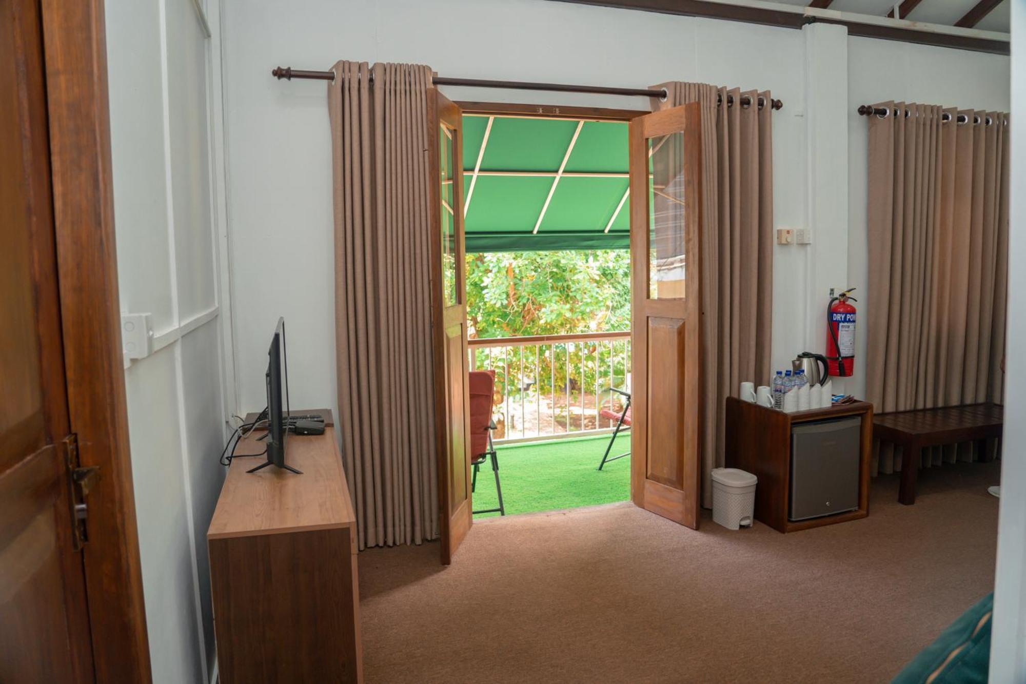 Tepraas Sigiriya Hotel ภายนอก รูปภาพ
